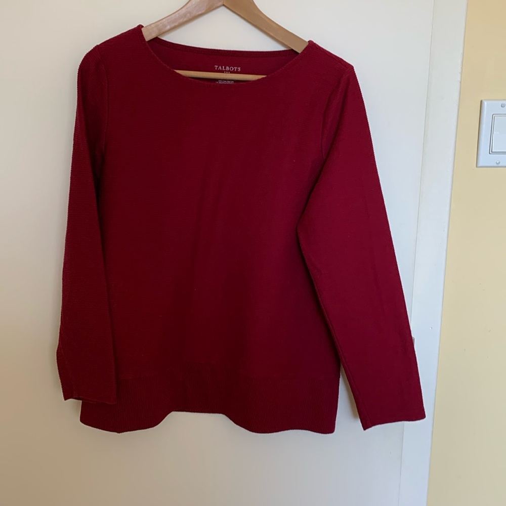 Talbots. Top. Long sleeves. Size L. Red wine colour.